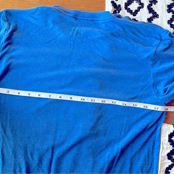 AB Repreve Yellowstone National Park Hiking Boot Blue Graphic Tee shirt small S - Picture 5 of 7